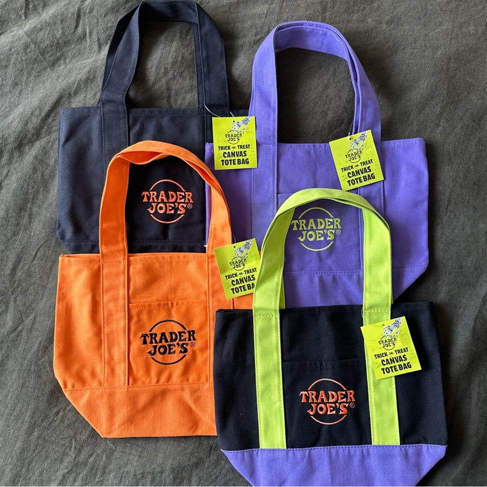 NWT Trader Joe’s Mini Canvas Halloween totes, set of 4